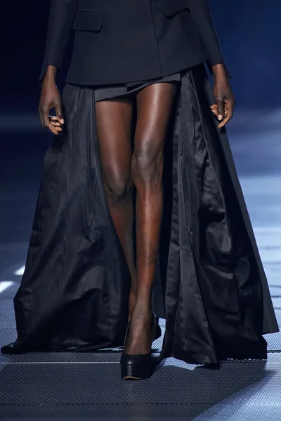 Look 8